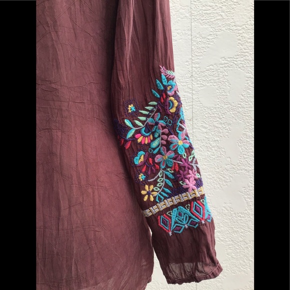 JOHNNY WAS burgundy tunic - Picture 5 of 5